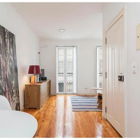 Cosy Alfama Апартаменты *